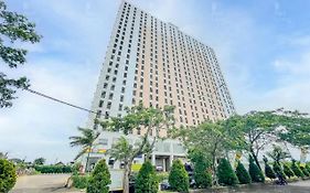 RedLiving Apartemen Green Lake View Cimanggis - WIN Property